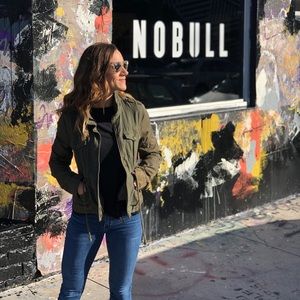 Meet your Posher, Laura